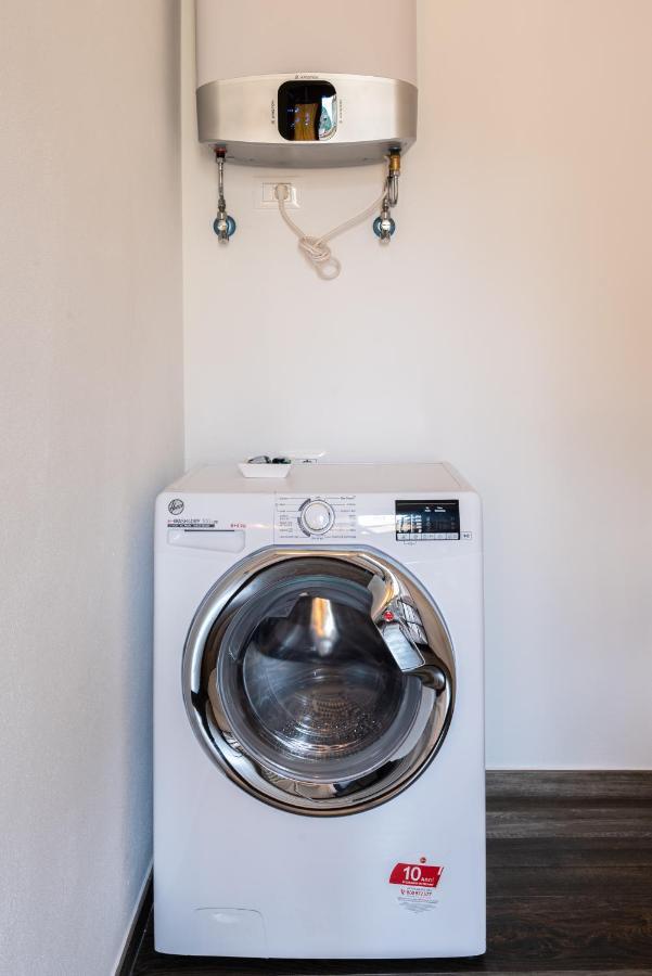 Mari Urbani Apartment La Spezia Luaran gambar